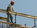 Εγκατέλειψαν την Ελλάδα οι μισοί αλλοδαποί το 2025